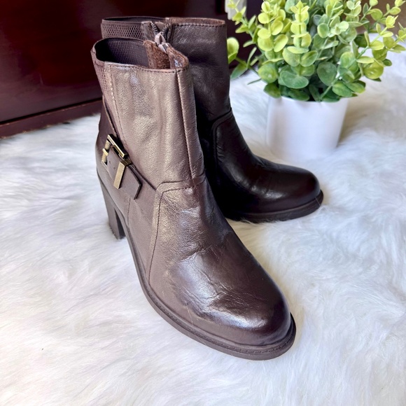 Nicole Reiny Dark Dune Leather Ankle Bootie with Block Heel Size 7.5 - Picture 12 of 12